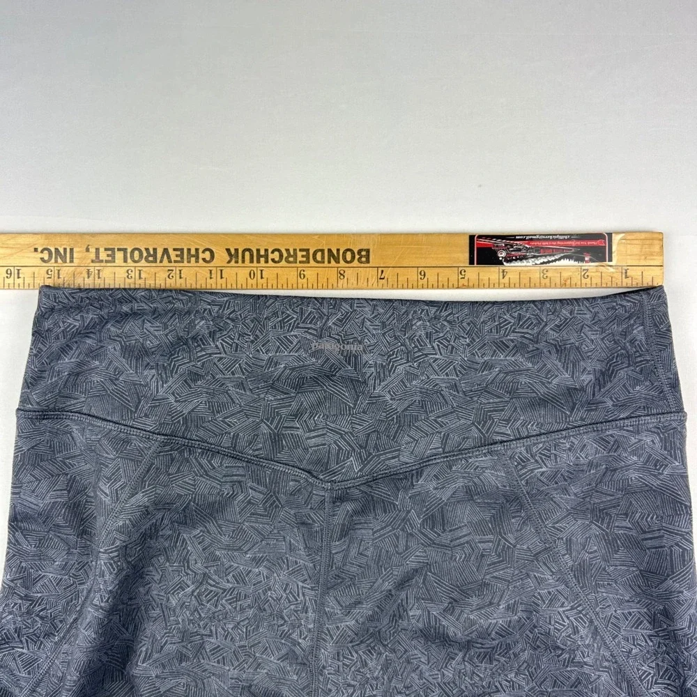 Patagonia Centered Tights Gray Geometric Print Leggings‎ Women's Large - Picture 9 of 12